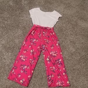 Floral romper size 5/6 good condition